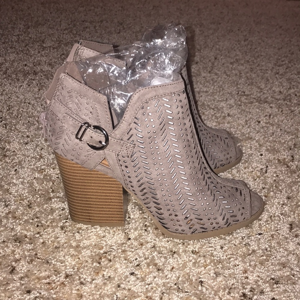 Brand new peep toe booties